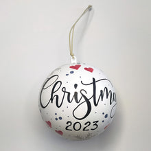 Carica l'immagine nel visualizzatore di Gallery, Pallina Decorativa Bianca