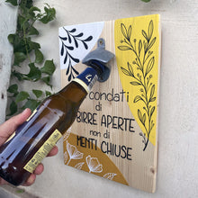 Carica l'immagine nel visualizzatore di Gallery, Targhe apribottiglia