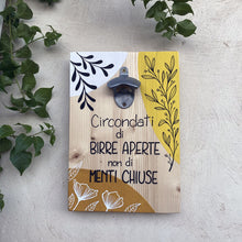 Carica l'immagine nel visualizzatore di Gallery, Targhe apribottiglia