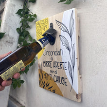 Carica l'immagine nel visualizzatore di Gallery, Targhe apribottiglia