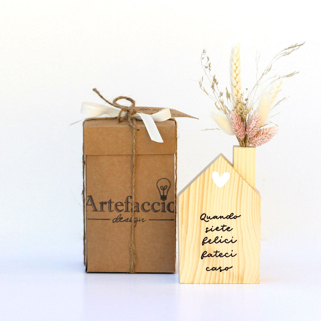 casetta con fiori secchi rosa artefaccio 007