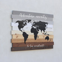 Carica l'immagine nel visualizzatore di Gallery, Planisfero Noce Tortora
